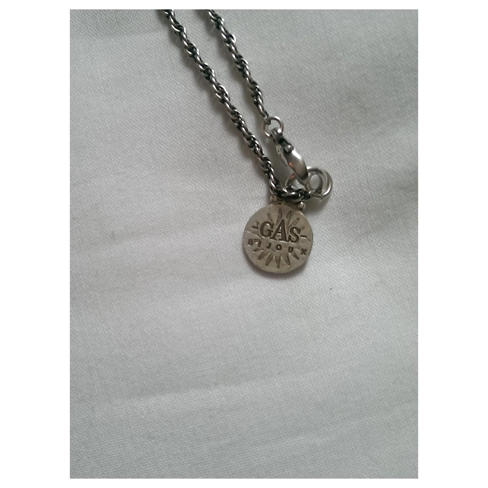 Gas Colliers Longs Argenté 3 Gas Colliers Longs Argenté – Image 3