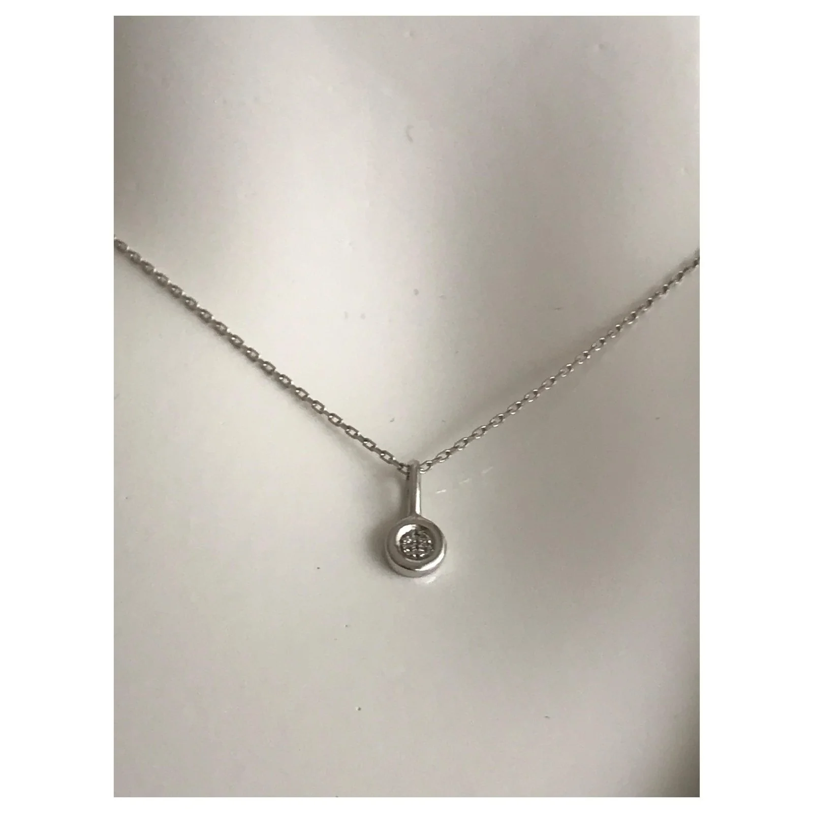 Djula Pendentif Et Chaine Solitaire. Bague Solitaire Argenté 2 Djula Pendentif Et Chaine Solitaire. Bague Solitaire Argenté – Image 2