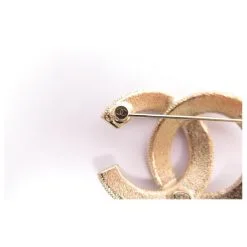Autres Bijoux NEUF BROCHE CHANEL LOGO CC & STRASS AB5207 EN METAL DORE NEW GOLDEN BROOCH Doré -Collier Soldes 376150 5