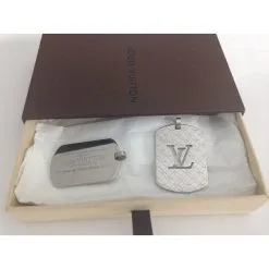 Louis Vuitton Plaques Argenté -Collier Soldes 39417 8