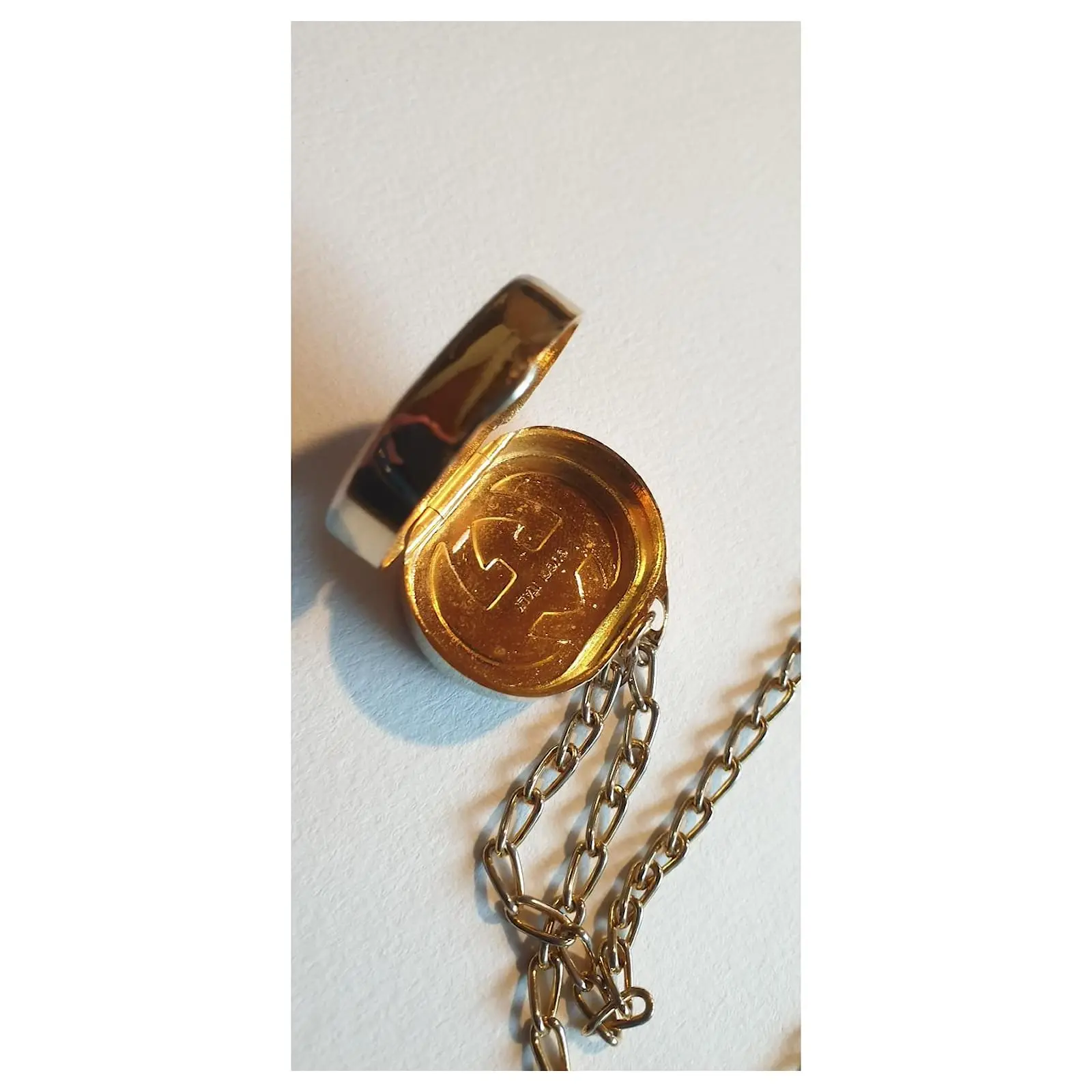 Gucci Saitoir Boîte Vintage Doré 4 Gucci Saitoir Boîte Vintage Doré – Image 4