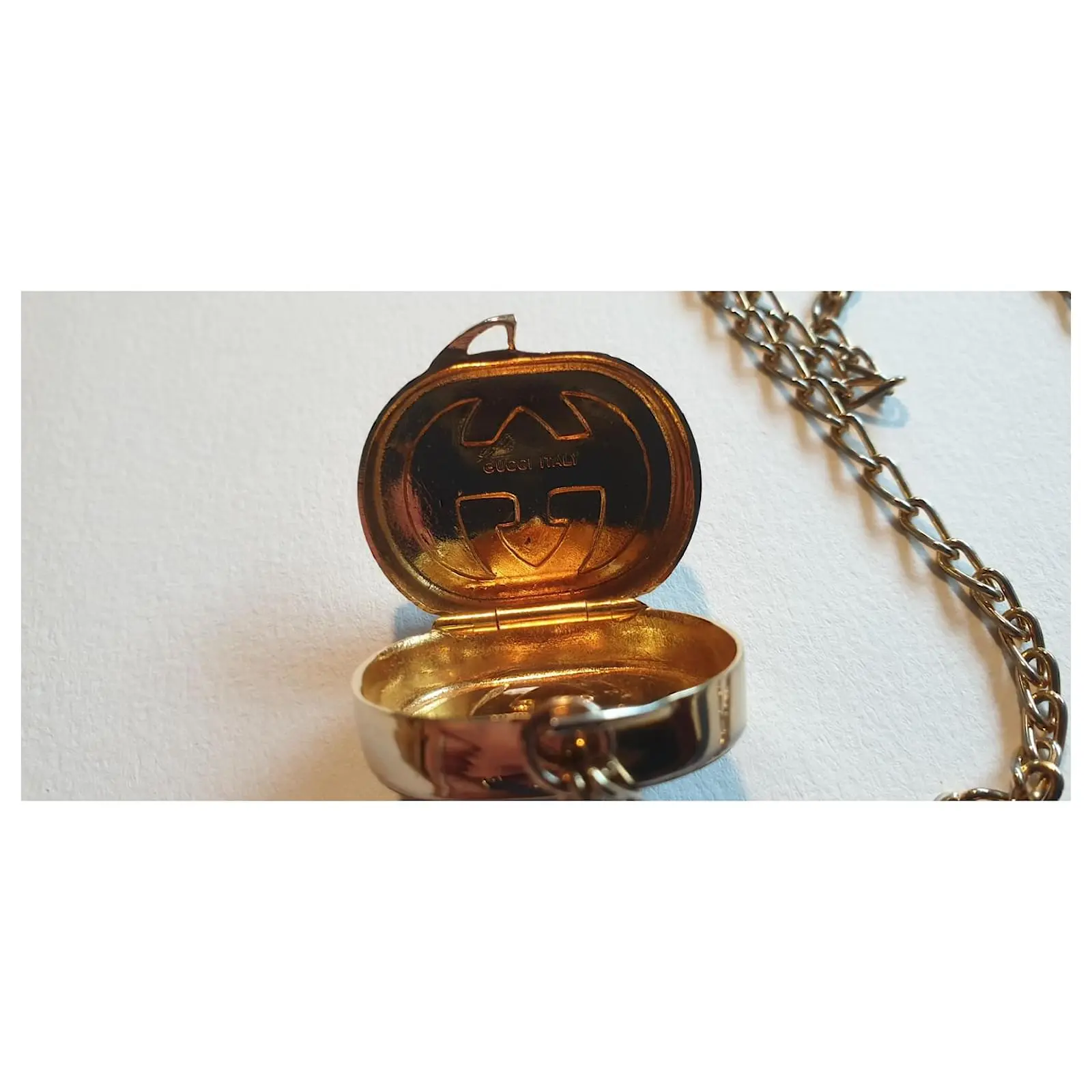 Gucci Saitoir Boîte Vintage Doré 5 Gucci Saitoir Boîte Vintage Doré – Image 5