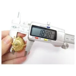 Autres Bijoux VINTAGE BROCHE YVES SAINT LAURENT METAL DORE & PATE DE VERRE JAUNE BROOCH Doré -Collier Soldes 440770 10