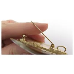 Autres Bijoux NEUF BROCHE CHRISTIAN LACROIX NACRE ET STRASS BIJOU MOTHER OF PEARL BROOCH JEWEL Beige -Collier Soldes 470804 5