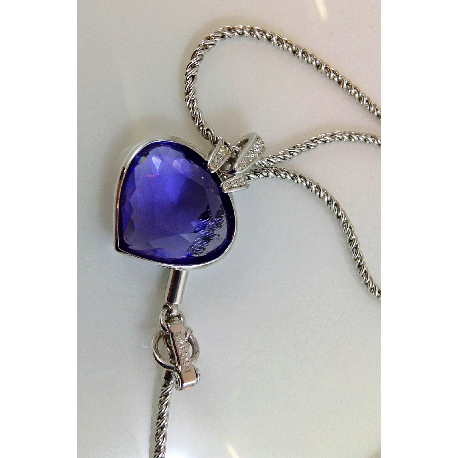 Swarovski Collier Argenté Violet 4 Swarovski Collier Argenté Violet – Image 4