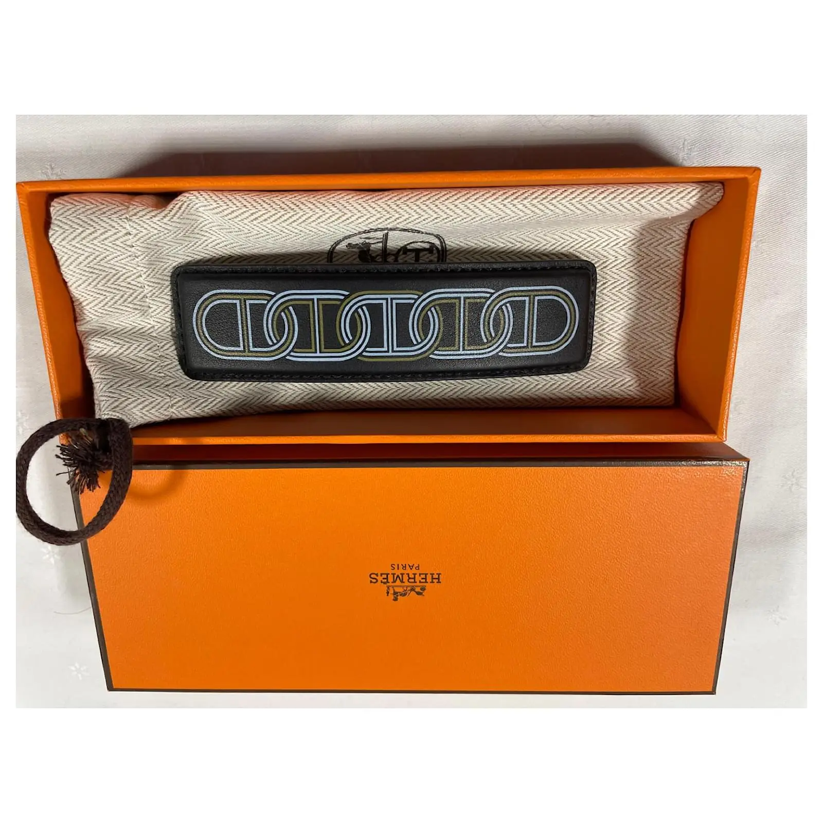 Hermès Circuit Carel 24 Noir 2 Hermès Circuit Carel 24 Noir – Image 2