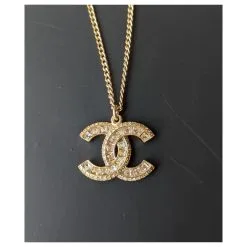 Chanel CC F16Collier Pendentif Avec Logo En Cristal V GHW Dans Une Boîte Doré -Collier Soldes 572306 5