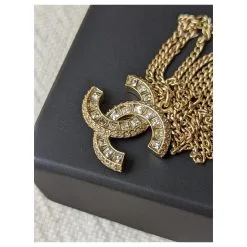 Chanel CC F16Collier Pendentif Avec Logo En Cristal V GHW Dans Une Boîte Doré -Collier Soldes 572306 6