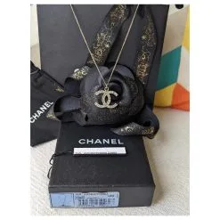 Chanel CC B12Un Collier En Cristal Carré Classique Avec Logo Dans Le Reçu De L'étiquette GHW Doré -Collier Soldes 647750 10
