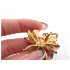 Autres Bijoux VINTAGE PENDENTIF CHRISTIAN LACROIX FLEUR ORNEE DE PIERRES GOLDEN FLOWER PENDANT Doré -Collier Soldes 784679 3