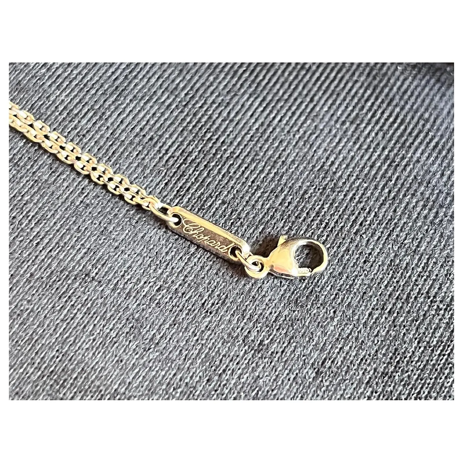 Chopard Happy Yin Yang Noir Blanc 3 Chopard Happy Yin Yang Noir Blanc – Image 3