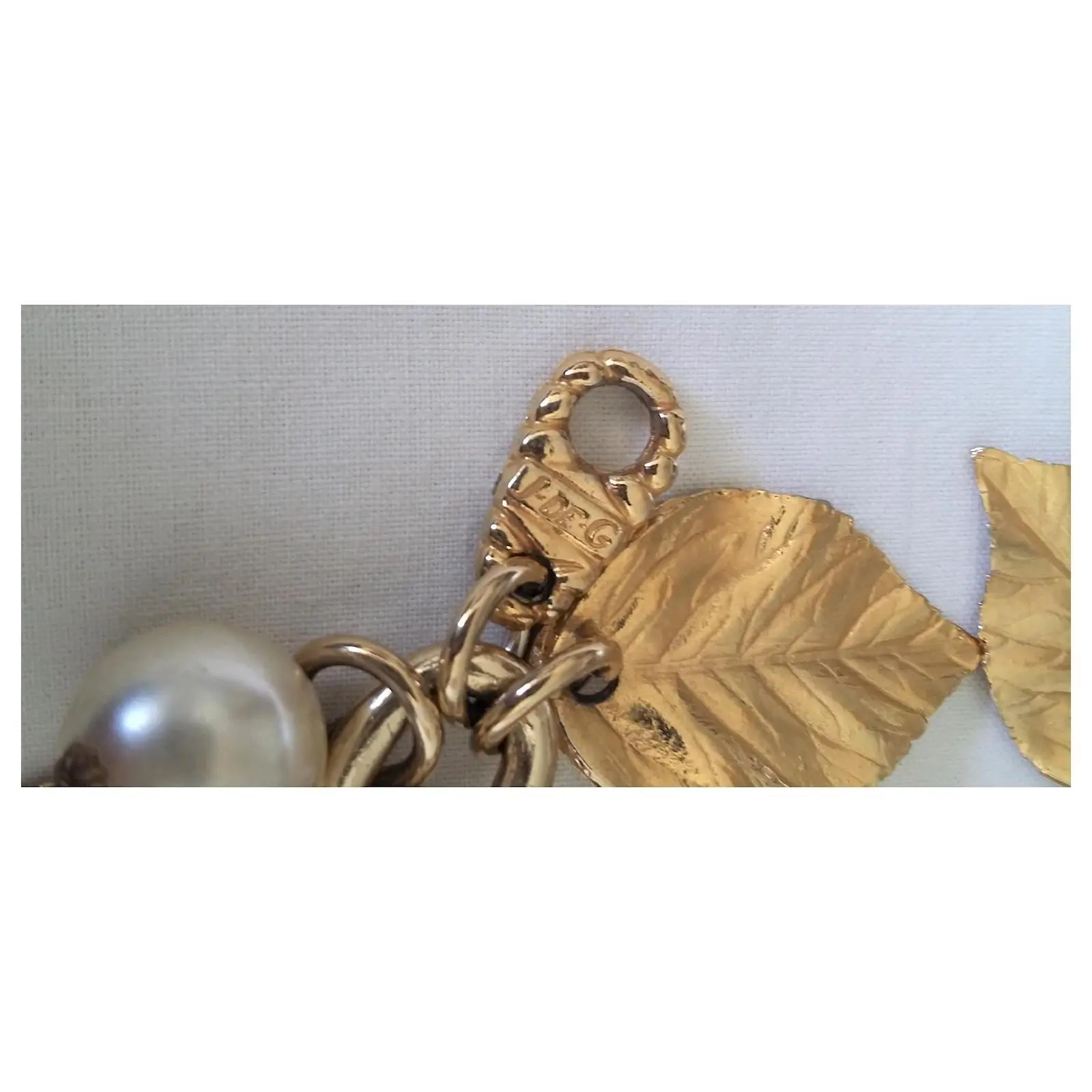 Autre Marque Bracelet Jacky De G. - Vintage Et Neuf Blanc Beige Doré Écru Jaune Métallisé Moutarde Blanc Cassé Bronze Paille 3 Autre Marque Bracelet Jacky De G. - Vintage Et Neuf Blanc Beige Doré Écru Jaune Métallisé Moutarde Blanc Cassé Bronze Paille – Image 3