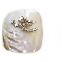 Autres Bijoux NEUF BROCHE CHRISTIAN LACROIX NACRE ET STRASS BIJOU MOTHER OF PEARL BROOCH JEWEL Beige