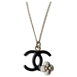 Chanel CC 08Un Collier GHW Logo Camellia En émail Noir Avec Boîte Doré