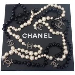 SAUTOIR CHANEL PERLES Multicolore